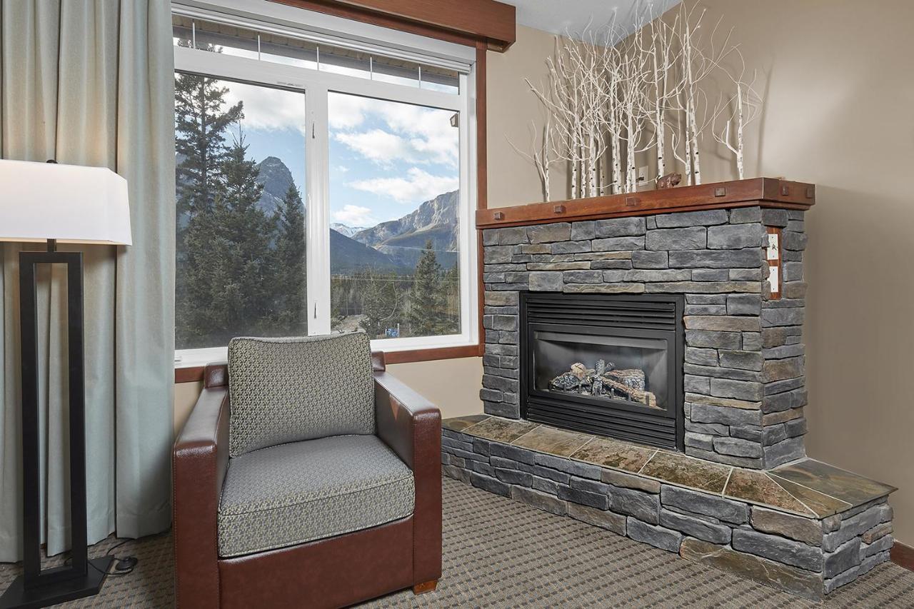 Villa Mountain View Escape With Open Hot Tub, Views!! Canmore Exterior foto